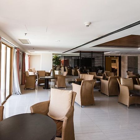 W Studio Resort Suites Petaling Jaya Zewnętrze zdjęcie